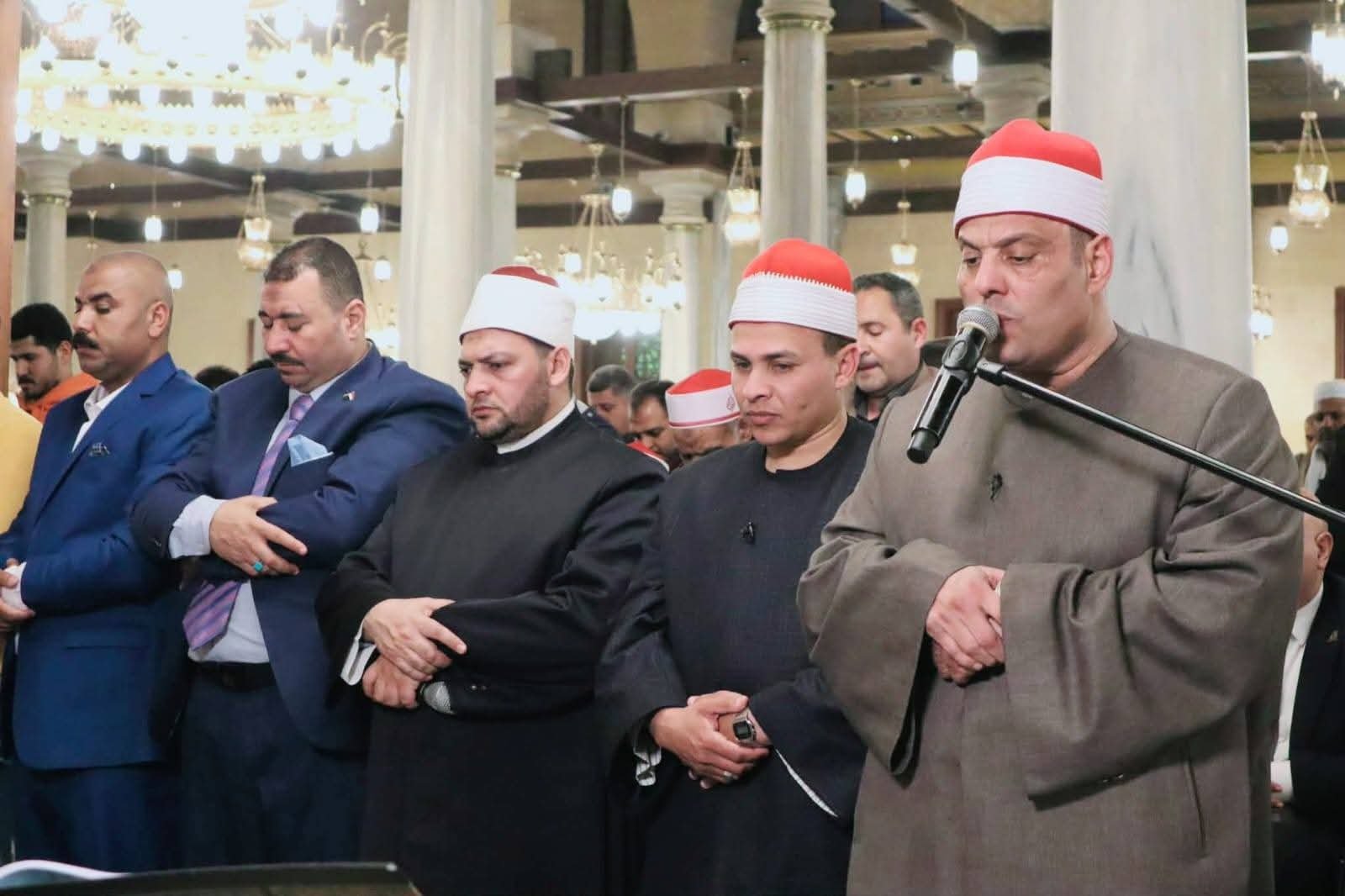 كبار القراء ونجوم «دولة التلاوة» يواصلون إحياء الليلة العشرين بتلاوات ندية وابتهالات روحانية في المساجد الكبرى