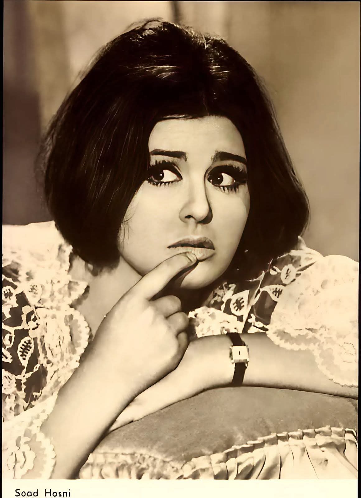 سعاد حسني.. من نجمة الشاشة الأولى إلى نهاية غامضة