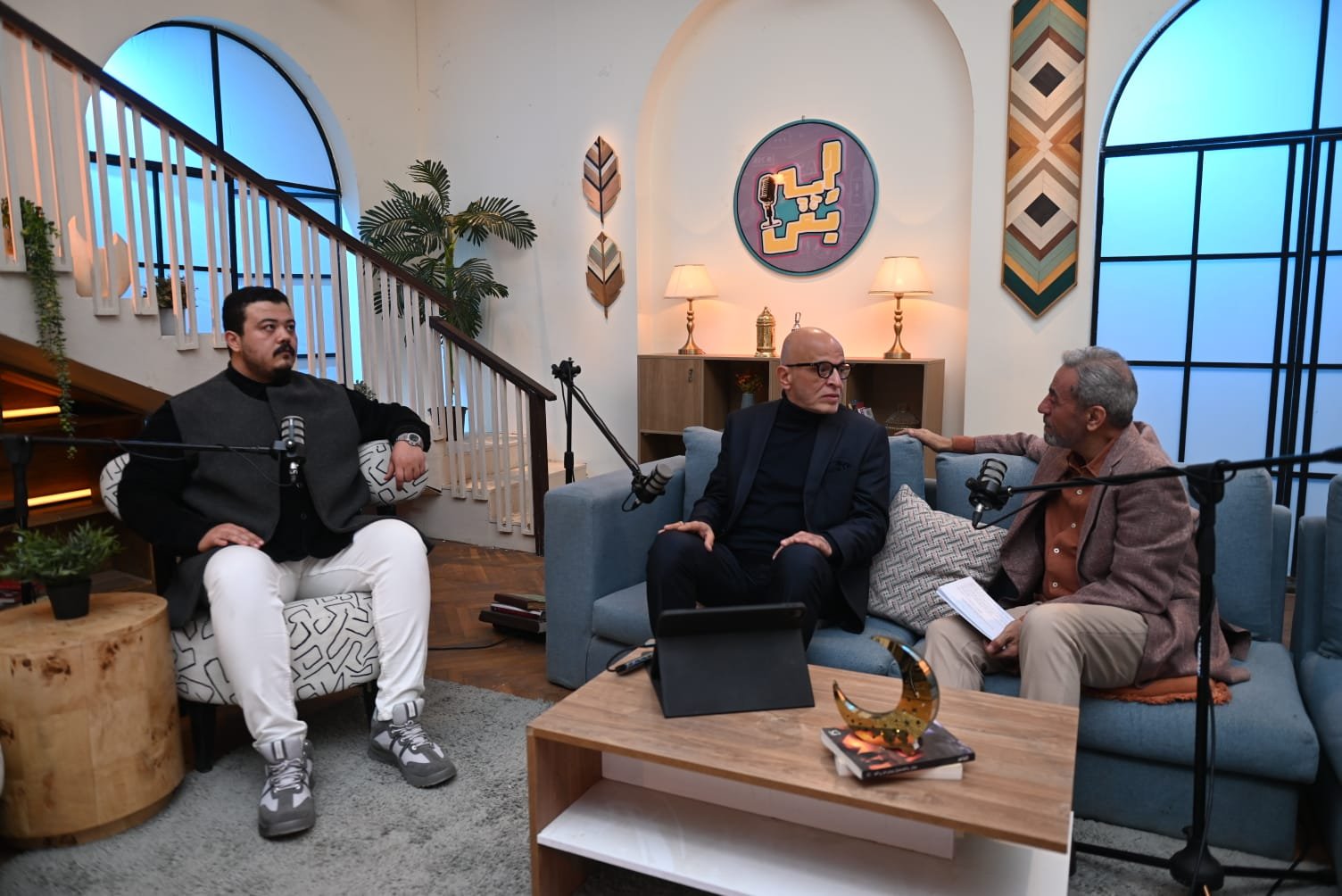 صبري فواز يغوص في عالم المديح والابتهال عبر «إيه بقى؟!»… حكايات الأصوات التي أنشدت للروح