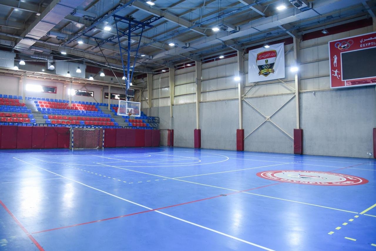 وزير الشباب ومحافظ الإسكندرية يتفقدان النادي الأولمبي المصري ويفتتحان حمام سباحة باسم الكابتن نبيل الشاذلي