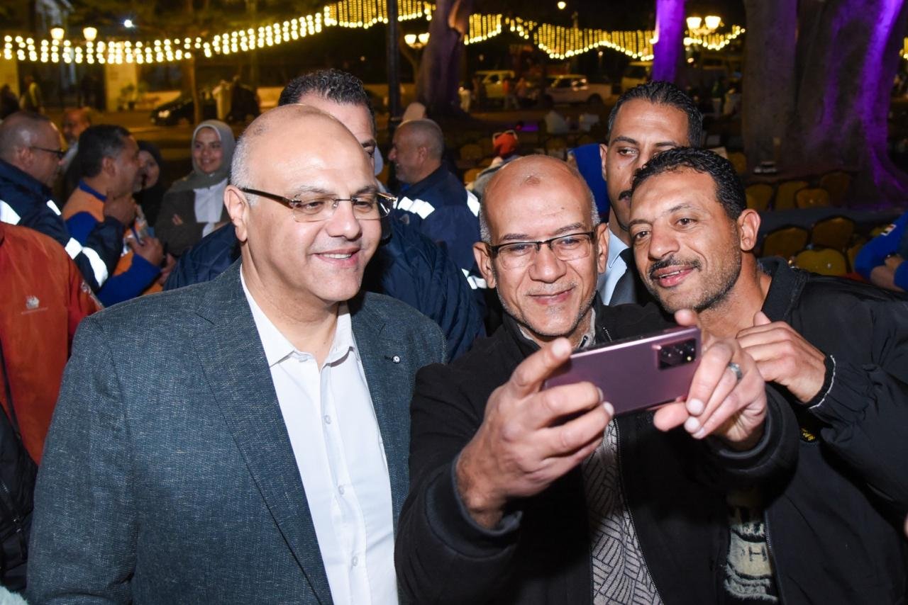 محافظ الإسكندرية ينظم الإفطار السنوي للمحافظة بحضور نحو 7 آلاف عامل في حديقة أنطونيادس