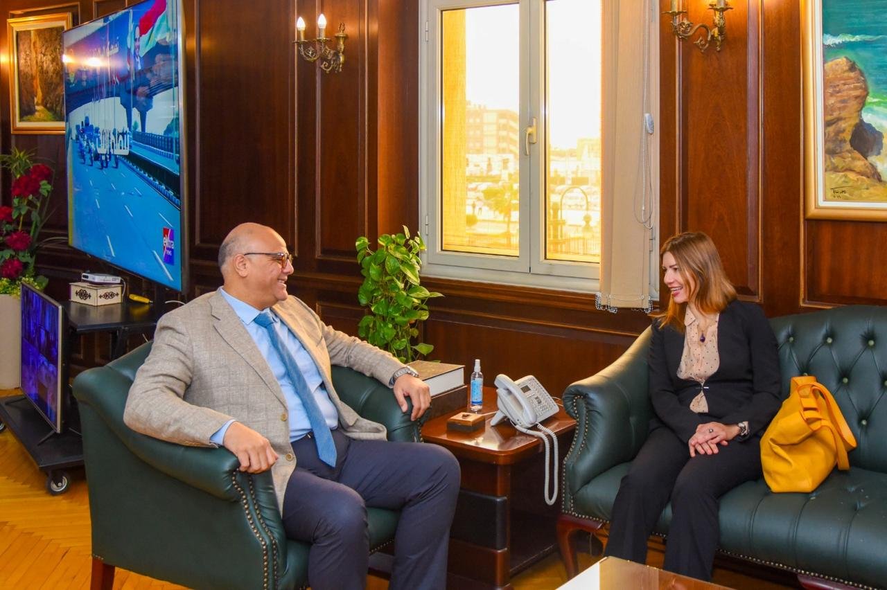 محافظ الإسكندرية يبحث مع قنصل فرنسا توسيع التعاون في الاستثمار والثقافة والبيئة 3 محافظ الإسكندرية يبحث مع قنصل فرنسا توسيع التعاون في الاستثمار والثقافة والبيئة
