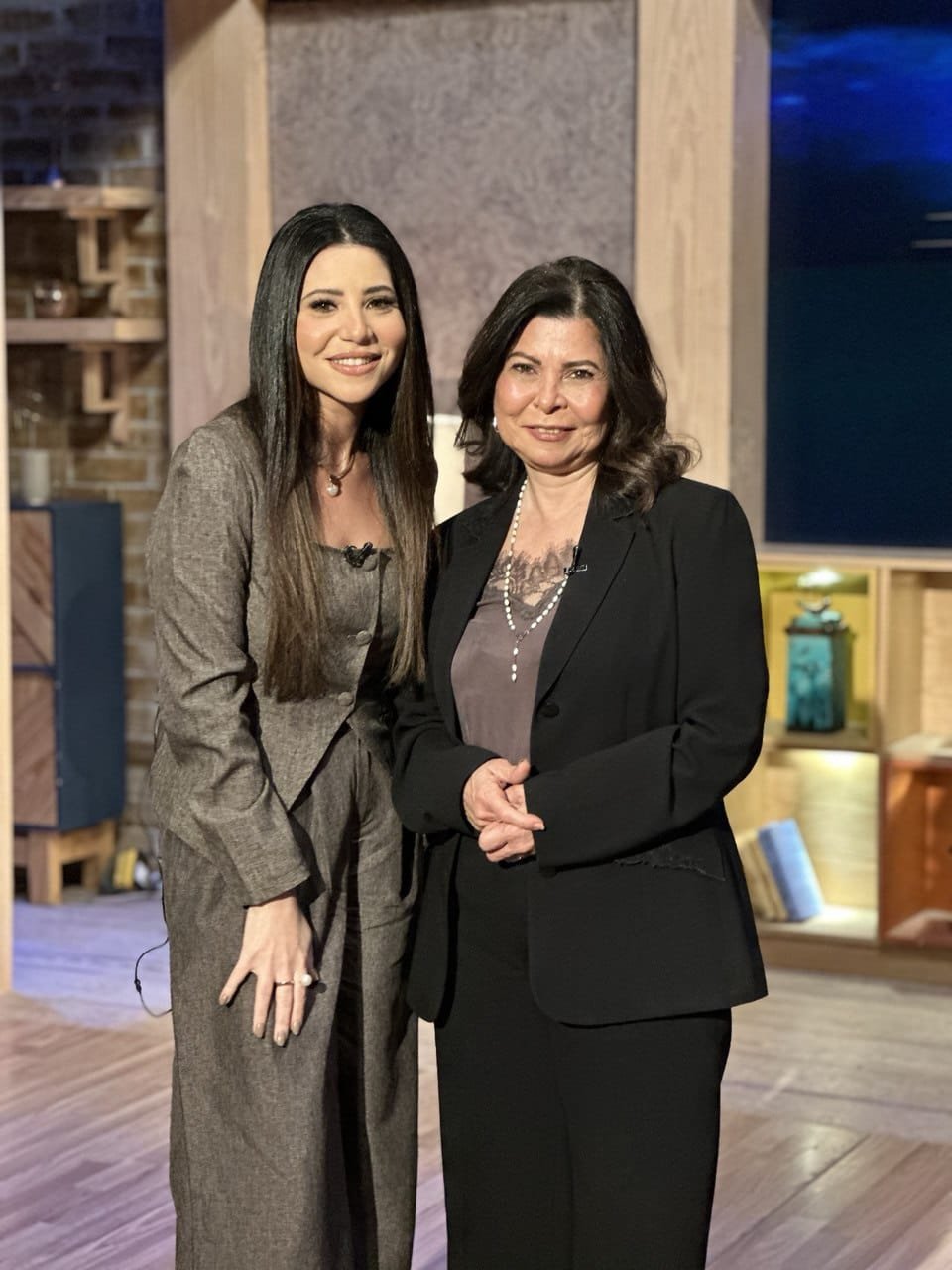 سلوي محمد علي تكشف أسرار حياتها الشخصية والمهنية في برنامج "بين السطور"