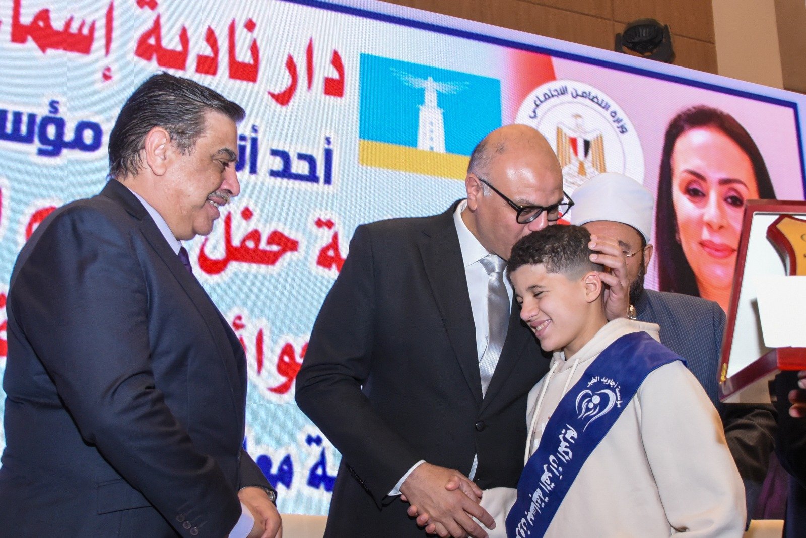 بمشاركة 1000 متسابق.. محافظ الإسكندرية يكرّم الفائزين في مسابقة حفظ القرآن الكريم