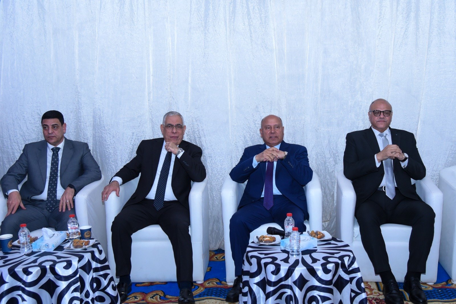 وزير النقل ومحافظ الإسكندرية يحضران حفل الإفطار السنوي للأكاديمية العربية للعلوم والتكنولوجيا 