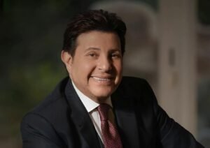 نهال عنبر تدعو بالشفاء لهاني شاكر: دعواتكم لأمير الغناء العربي 2 نهال عنبر تدعو بالشفاء لهاني شاكر: دعواتكم لأمير الغناء العربي