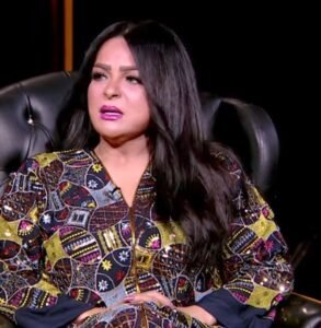 هدى لـ "كشف حساب": بدفع ضريبة غنائي في الأفراح.. وحد كان هيديني بالبونيه عشان أغنية الزمهلوية 2 هدى لـ "كشف حساب": بدفع ضريبة غنائي في الأفراح.. وحد كان هيديني بالبونيه عشان أغنية الزمهلوية