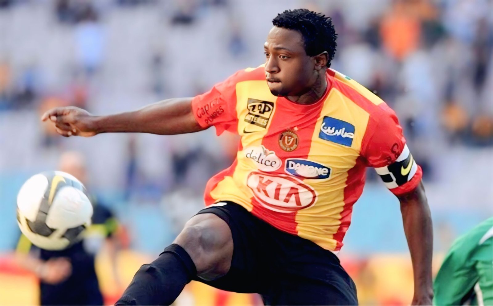 عاجل … وفاة مايكل إينرامو نجم الترجي السابق إثر أزمة قلبية