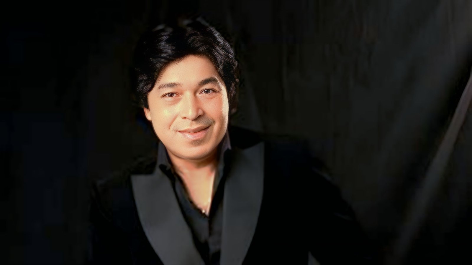 حمدي بتشان يكشف دعم محمد منير لمسيرته الفنية