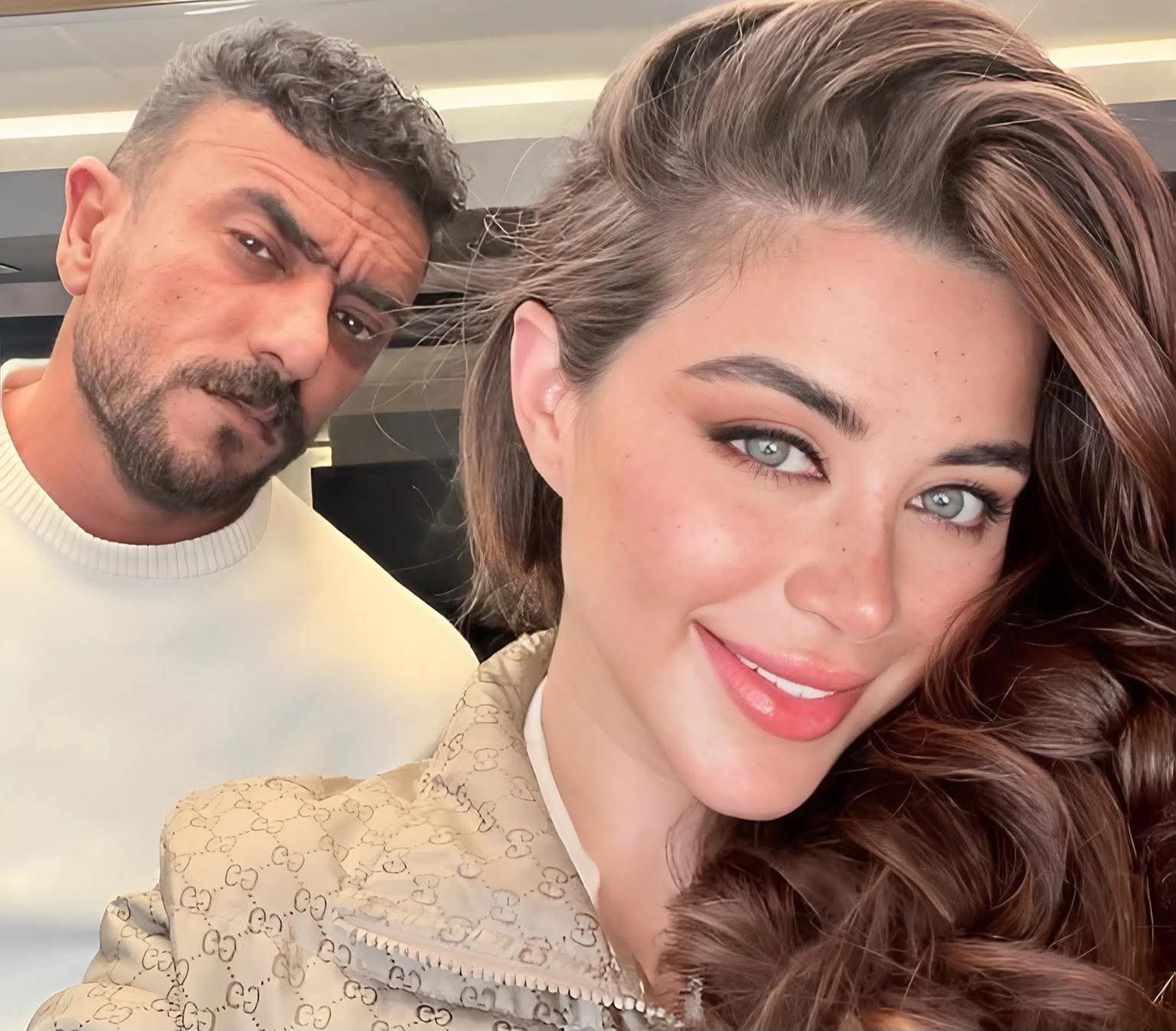 أحمد العوضي ويارا السكري يشعلان مواقع التواصل بعد شائعات الارتباط