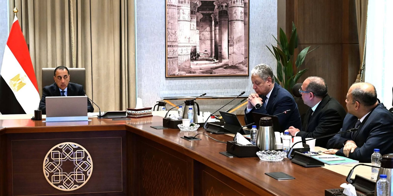 رئيس الوزراء يستعرض خطة وآليات العمل في المرحلتين الثانية والثالثة من المبادرة الرئاسية "حياة كريمة"