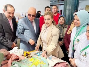 سيمون تشارك في ندوة وتكريم كلية الإعلام بالشروق وسط أجواء من الثقافة والاحترام