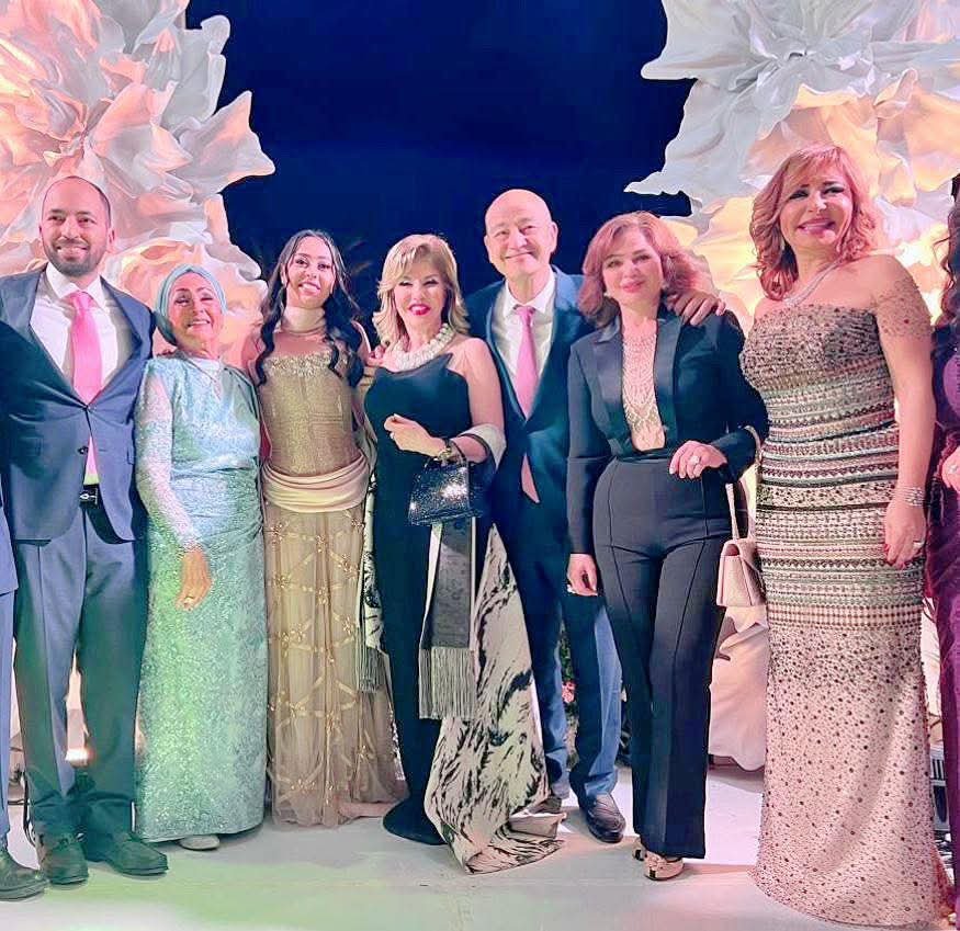 إلهام شاهين تهنئ عمرو أديب ولميس الحديدي بخطوبة نجلهما نور