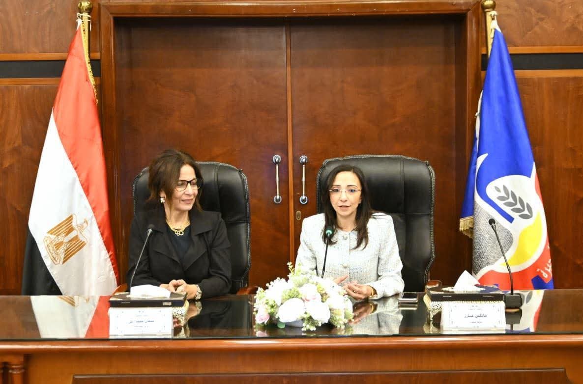 محافظ البحيرة تستقبل وزيرة الثقافة لتوقيع بروتوكول إعادة تأهيل مكتبة البلدية وتفقد الصروح الثقافية 3 محافظ البحيرة تستقبل وزيرة الثقافة لتوقيع بروتوكول إعادة تأهيل مكتبة البلدية وتفقد الصروح الثقافية