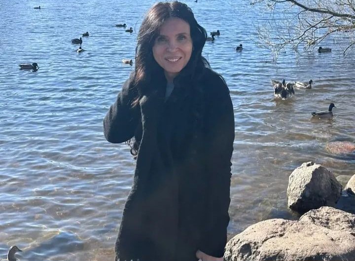 دينا تتألق في مهرجان سانت بطرسبرغ بروسيا وتخطف الأنظار بحفاوة الجمهور