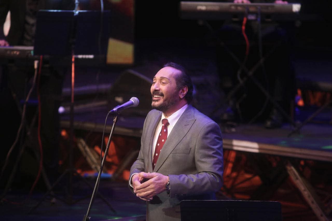 علي الحجار.. صوت الزمن الجميل الذي لا يشيخ | حكاية فنان صنع المجد بين الأصالة والإحساس