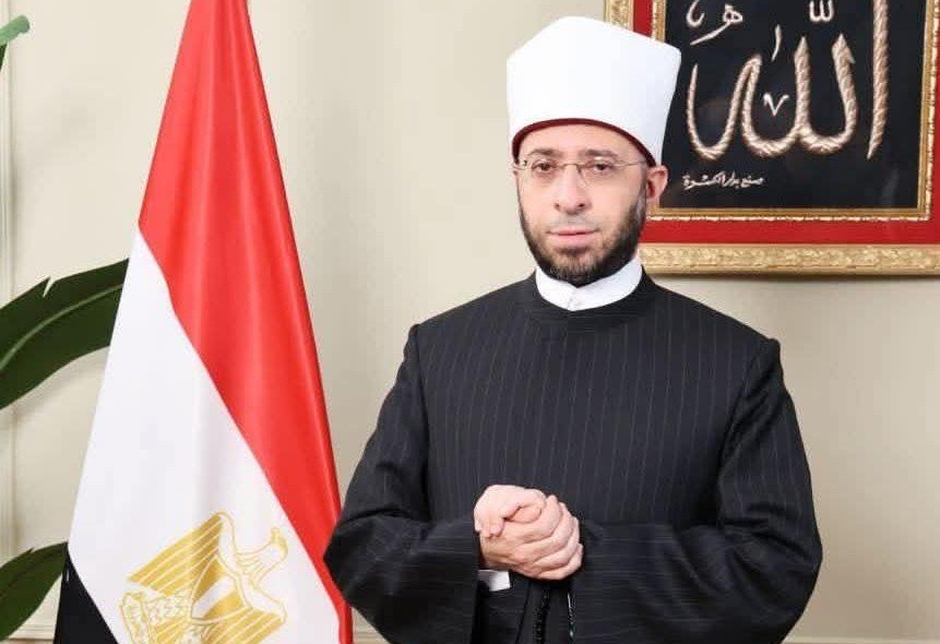 وزير الأوقاف يهنئ السفير علاء الدين زكريا يوسف لتعيينه رئيسًا للهيئة العامة للاستعلامات 