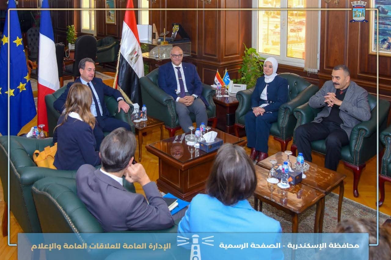 محافظ الإسكندرية يستقبل السفير الفرنسي والقنصل العام لتعزيز التعاون والاستثمار في النقل والتعليم والسياحة 