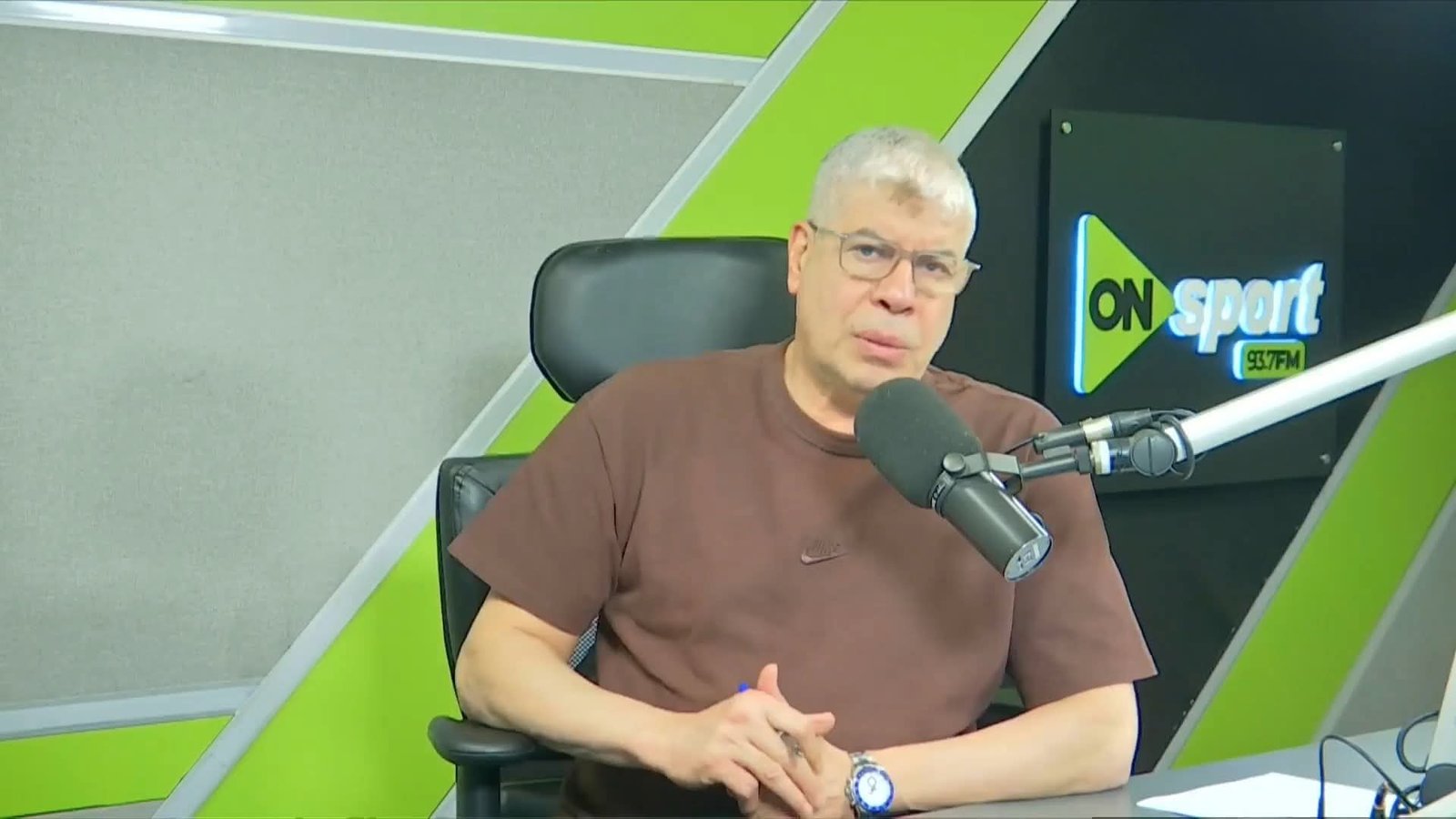 شوبير: الأهلي يصدر بيانًا ناريًا اليوم ويطبق قراراته مباشرة 5 شوبير: الأهلي يصدر بيانًا ناريًا اليوم ويطبق قراراته مباشرة