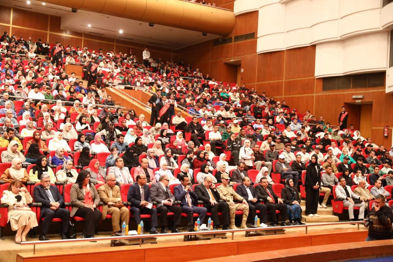 مفتي الجمهورية يحث الشباب على الوعي الديني بجامعة العاصمة