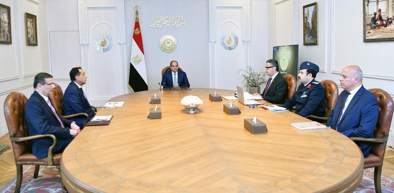 الرئيس السيسي يبحث منظومة الأمن الغذائي وتعزيز المخزون الاستراتيجي للدولة 3 الرئيس السيسي يبحث منظومة الأمن الغذائي وتعزيز المخزون الاستراتيجي للدولة