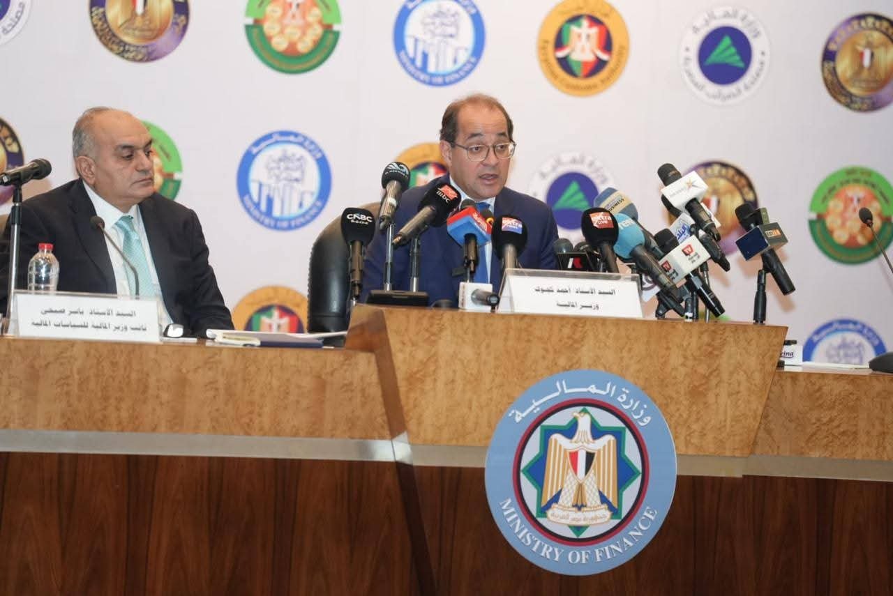وزير المالية: “ما تقلقوش”.. خطة شاملة لخفض الدين وتحسين مؤشرات المديونية الحكومية 3 وزير المالية: “ما تقلقوش”.. خطة شاملة لخفض الدين وتحسين مؤشرات المديونية الحكومية
