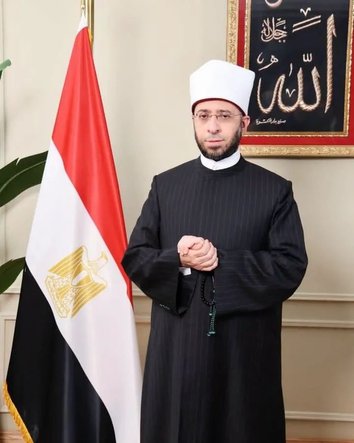 وزير الأوقاف يهنئ أيمن عبد الغني بتكليفه بتسيير أعمال وكالة الأزهر.. إشادة بدوره في تعزيز الفكر المستنير