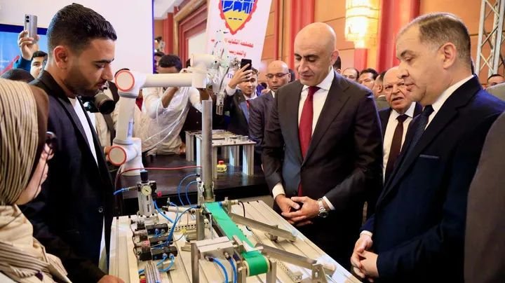 وزير التعليم يطلق Edu Tech 2026: خطة شاملة لربط التعليم بسوق العمل وتعزيز مهارات الذكاء الاصطناعي في مصر 3 وزير التعليم يطلق Edu Tech 2026: خطة شاملة لربط التعليم بسوق العمل وتعزيز مهارات الذكاء الاصطناعي في مصر