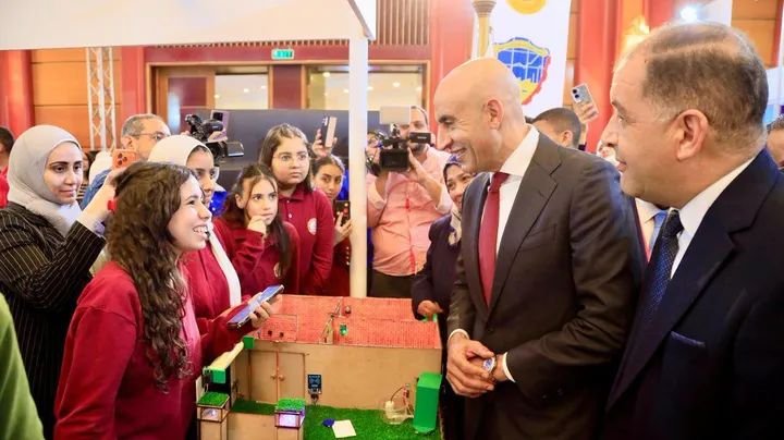 وزير التعليم يطلق Edu Tech 2026: خطة شاملة لربط التعليم بسوق العمل وتعزيز مهارات الذكاء الاصطناعي في مصر 2 وزير التعليم يطلق Edu Tech 2026: خطة شاملة لربط التعليم بسوق العمل وتعزيز مهارات الذكاء الاصطناعي في مصر
