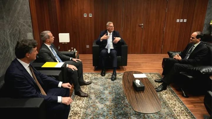 وزير البترول يبحث مع إيني الإيطالية تعزيز الاستكشاف ونقل غاز حقل كرونوس لدعم أمن الطاقة في مصر