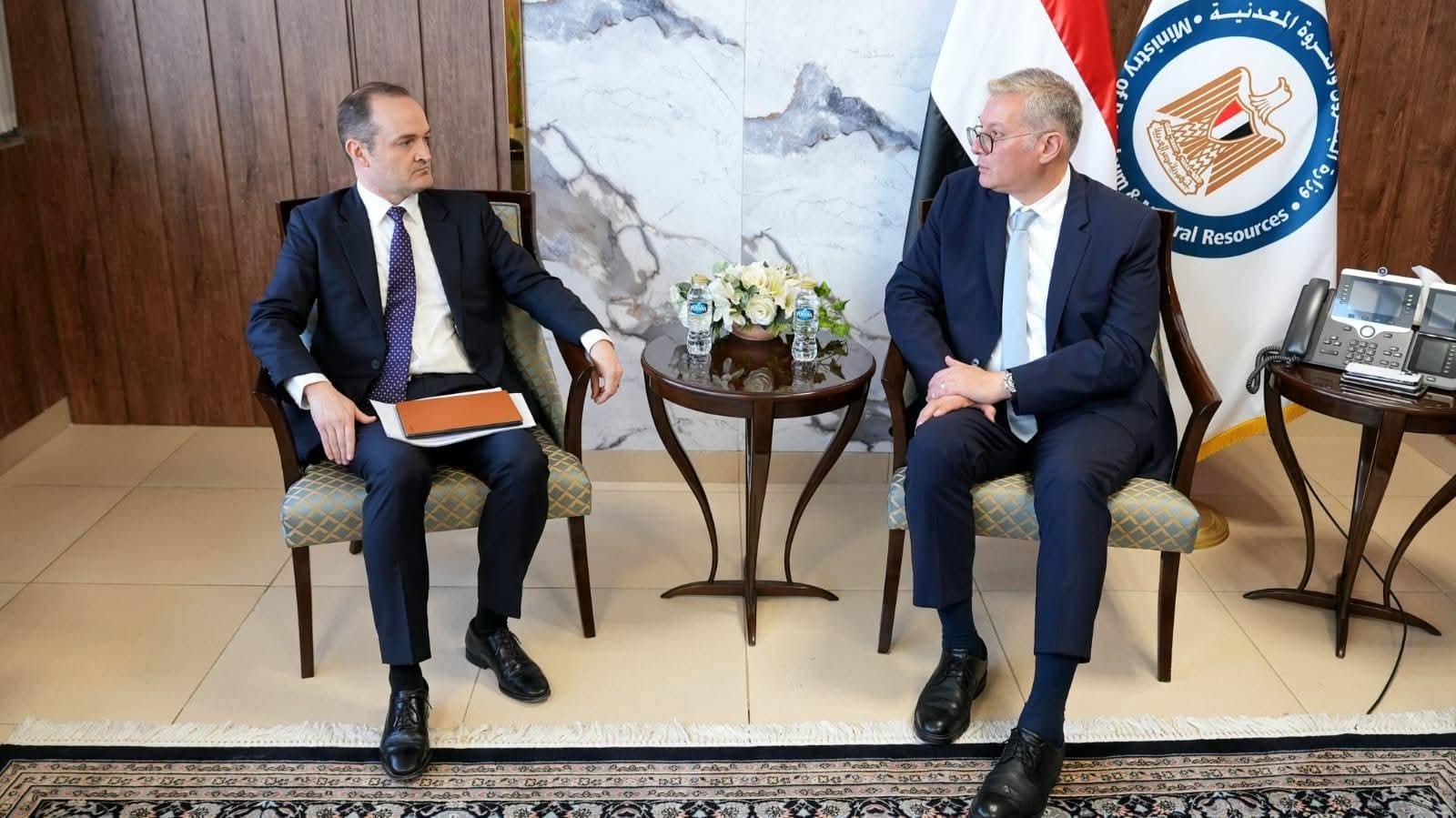 وزير البترول يبحث مع أباتشي الأمريكية تعزيز التعاون وزيادة الإنتاج بالصحراء الغربية