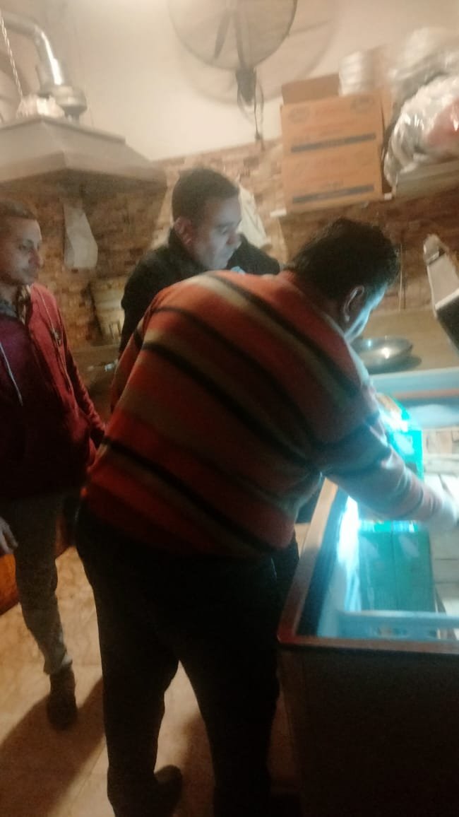 ضربة قوية للأسواق الفاسدة في الإسكندرية.. ضبط 350 كجم فسيخ غير صالح قبل تداوله للمواطنين