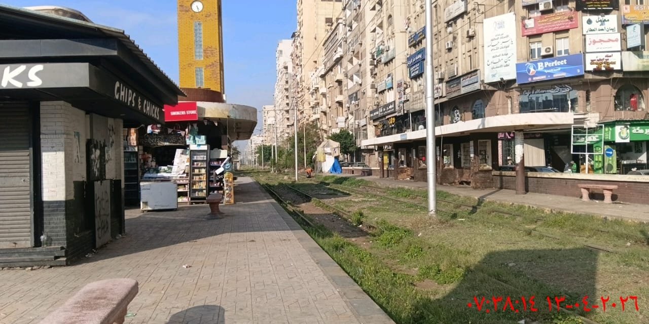 محافظ الإسكندرية يوجّه برفع 200 طن مخلفات من مسار الترام لتعزيز الانضباط الحضاري والسيولة المرورية