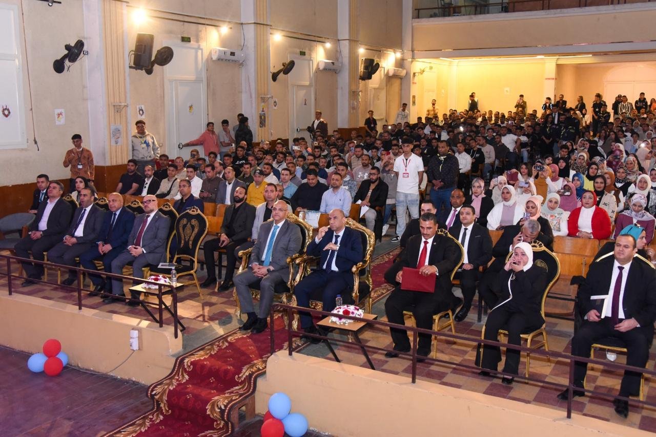 1200 منحة مجانية.. وزير العمل ومحافظ الإسكندرية يحتفلان بتخريج دفعات جديدة من “دون بوسكو”