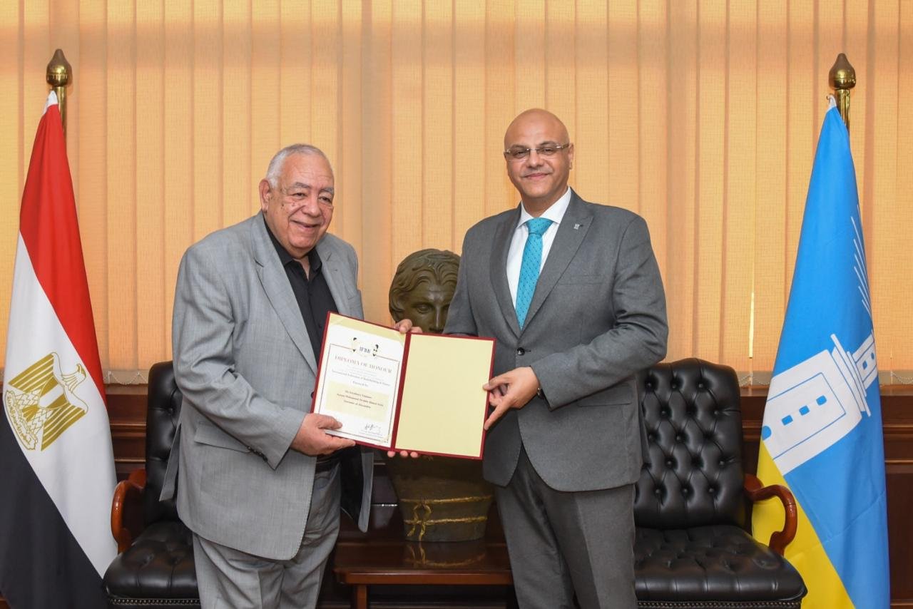 محافظ الإسكندرية