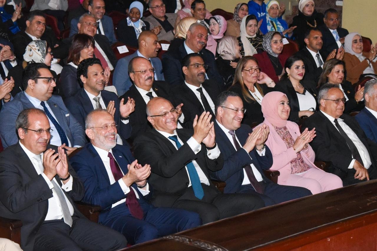 محافظ الإسكندرية يشهد احتفالية تأسيس الإسكندرية بأوبرا الإسكندرية في حضور دولي رفيع