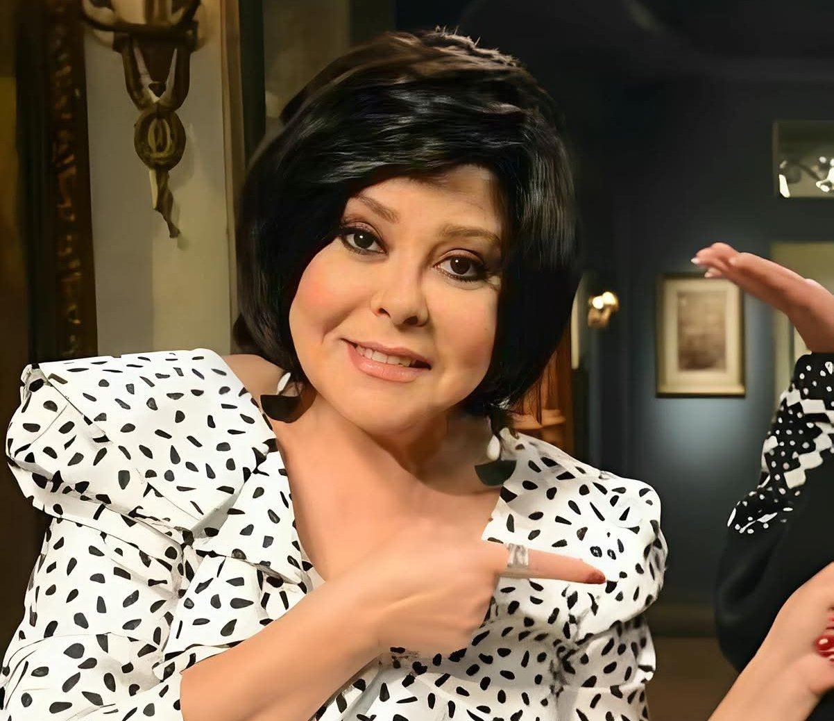 إسعاد يونس: تقليل حفلات السينما الليلية يهدد الإيرادات