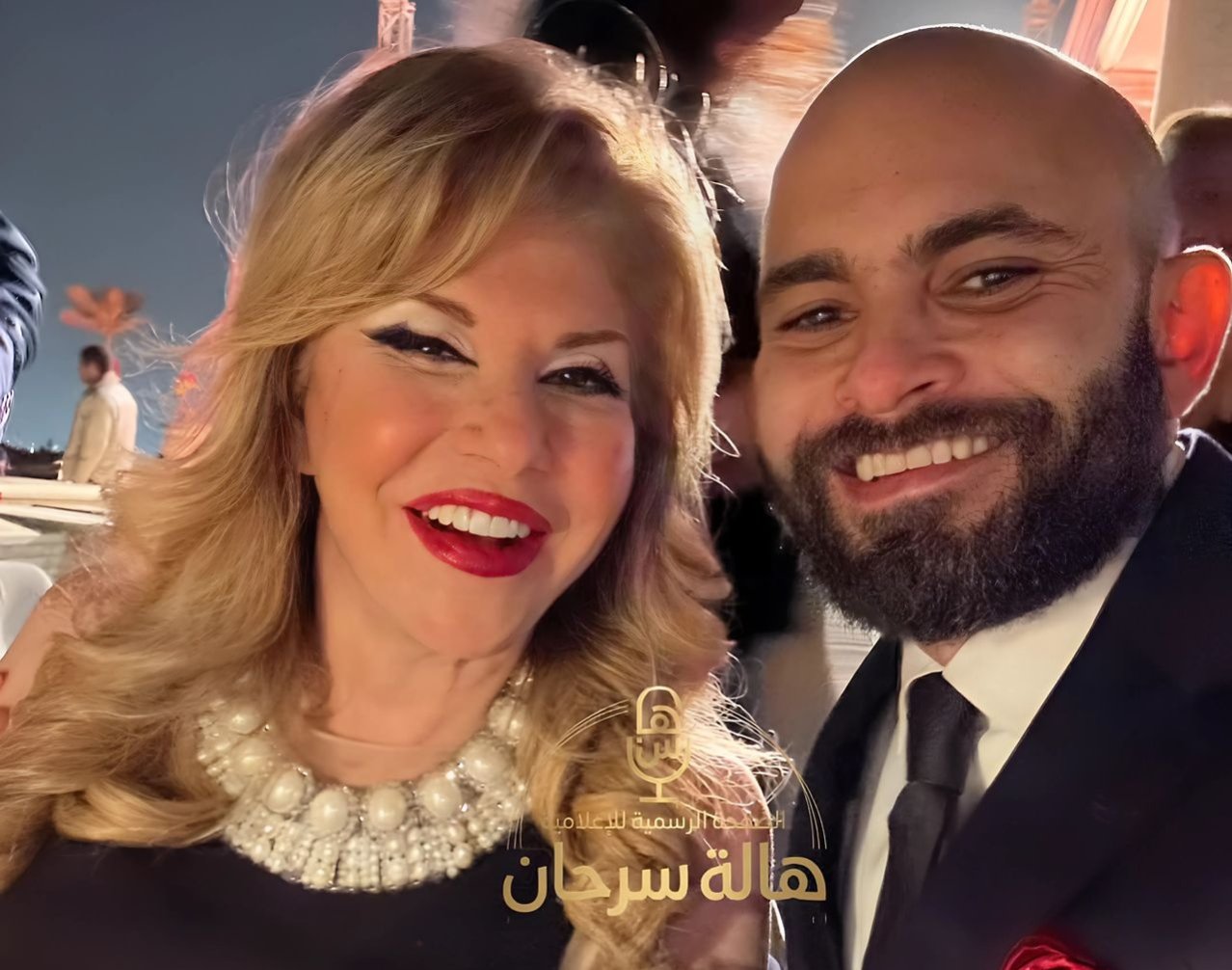 هالة سرحان تكشف صورة نادرة مع أحمد الشريف وتوضح السبب