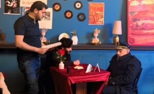 عمرو عبد الجليل قبطان في فيلم أوجي أسطورة حورية البحر