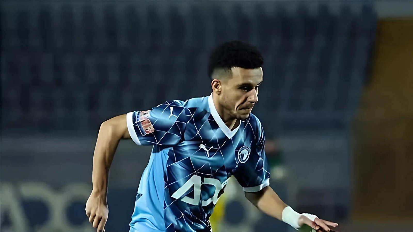 إصابة مصطفى فتحي بخلع في الترقوة قبل مباراة بيراميدز والزمالك.. واللاعب يخضع لجراحة عاجلة