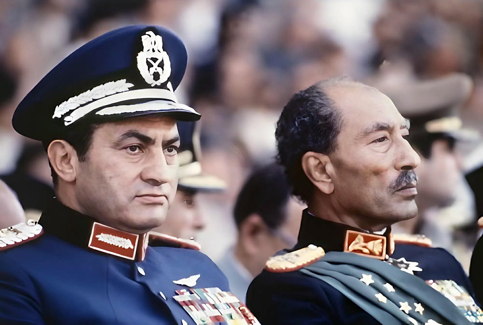 السادات يختار مبارك نائبًا للرئيس.. حدث في مثل هذا اليوم