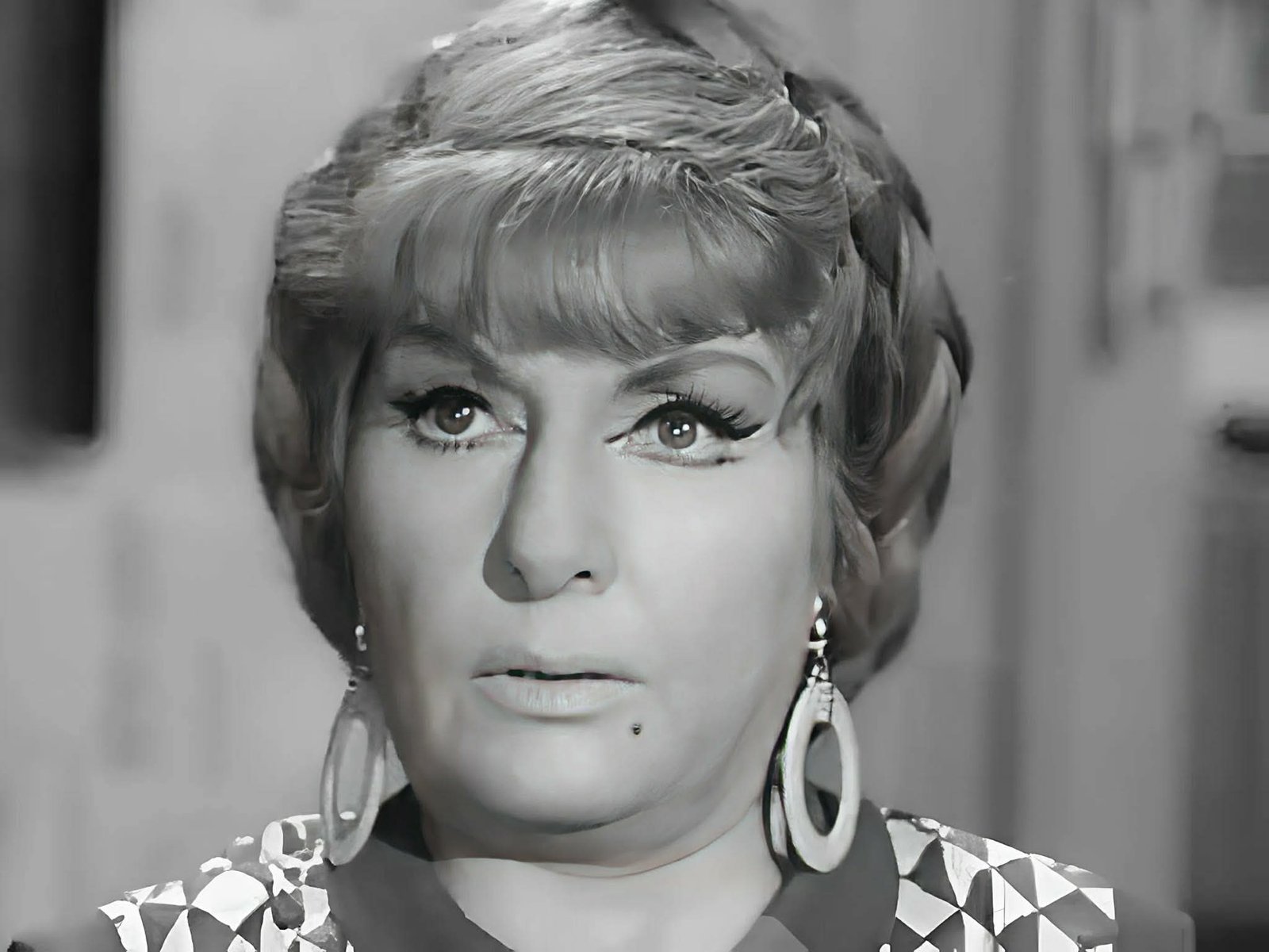 زوزو شكيب.. مسيرة فنية حافلة بين المسرح والسينما حتى رحيلها قبل عرض آخر أعمالها