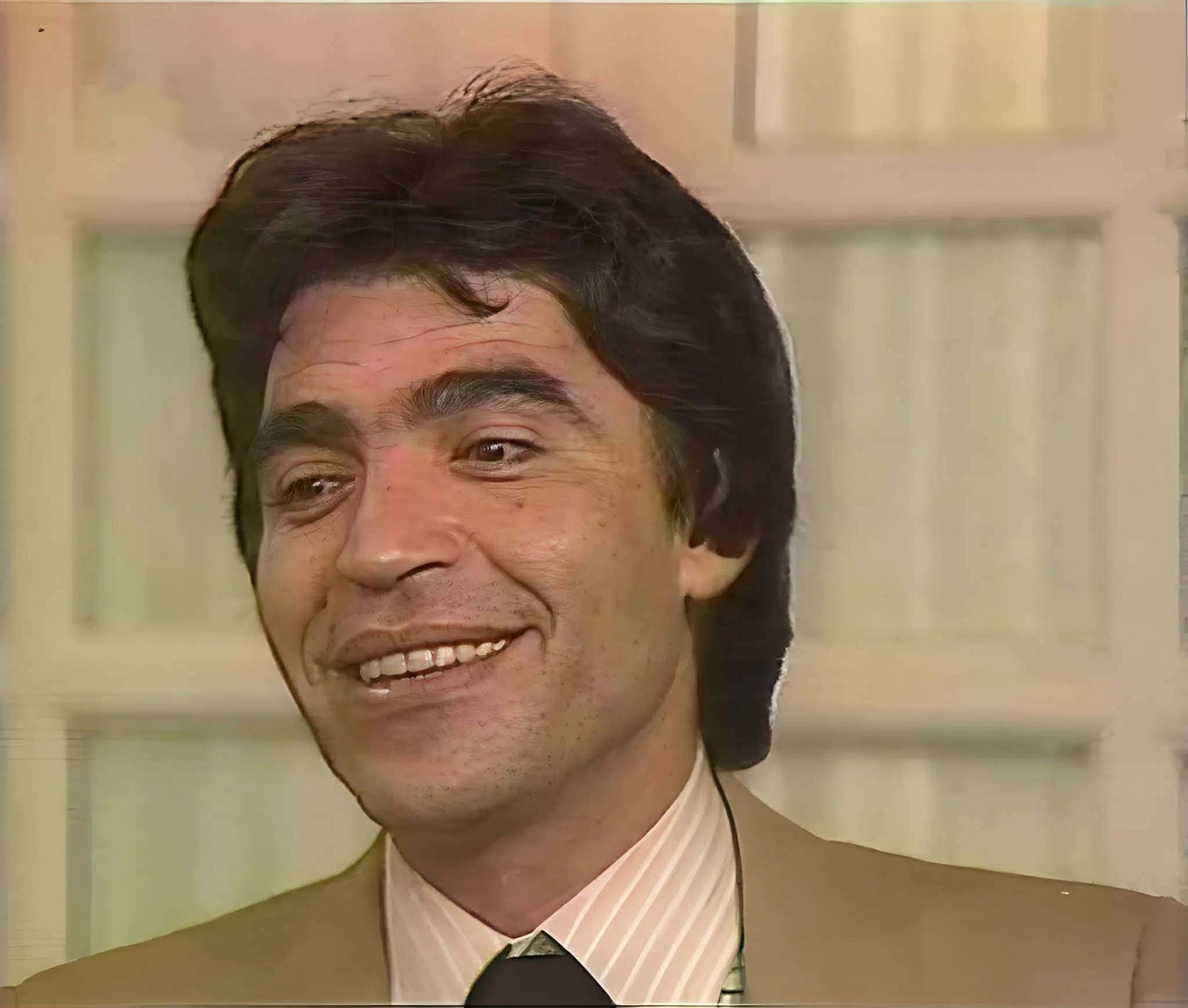 في ذكرى وفاة محمود الجندي.. فنان ترك بصمة لا تُنسى في وجدان الفن المصري