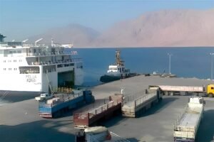 إعادة فتح ميناء نويبع البحري واستئناف الحركة الملاحية بعد تحسن الطقس