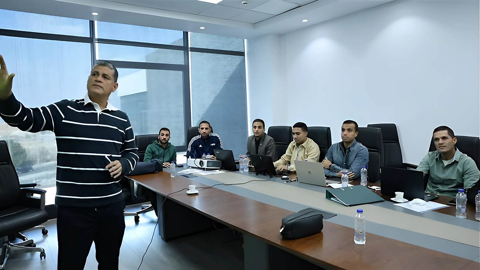 اتحاد الكرة يوافق على طلب الأهلي بسماع محادثة الـVAR بين محمود وفا ومحمود عاشور الأحد المقبل