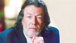 ذكرى ميلاد طارق التلمساني.. رحلة فنان أبدع خلف الكاميرا وأمامها