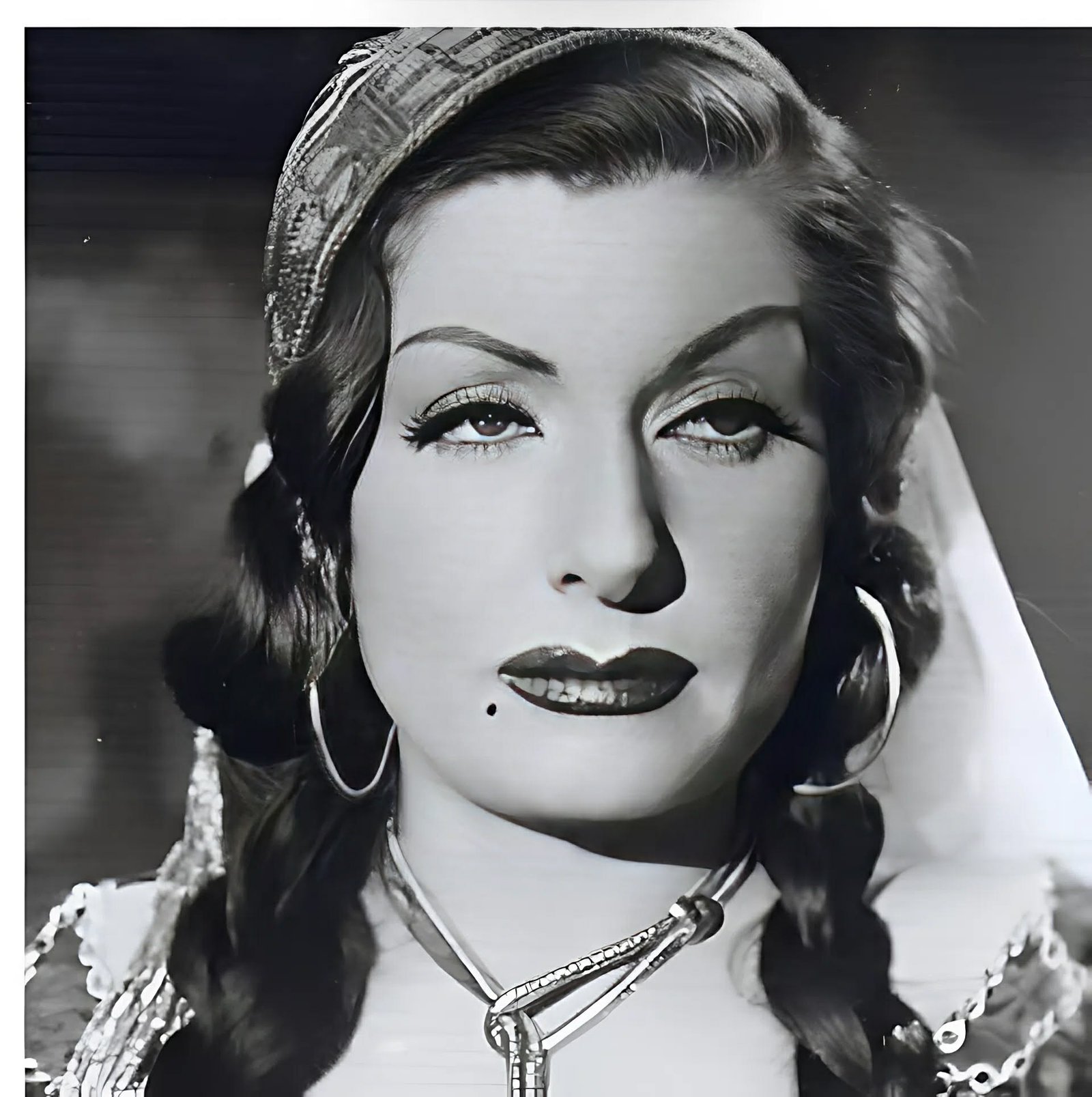 12 أبريل.. يوم يجمع نجوم الفن بين عبق الماضي وتألق الحاضر