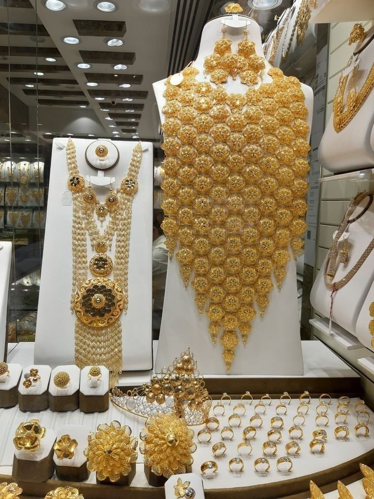 استقرار سعر الذهب عيار 21 في مصر عند 7230 جنيهًا مع استمرار التوترات العالمية