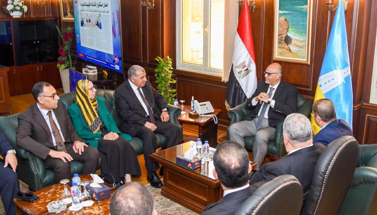 محافظ الإسكندرية يبحث تعزيز التعاون القانوني مع هيئة قضايا الدولة