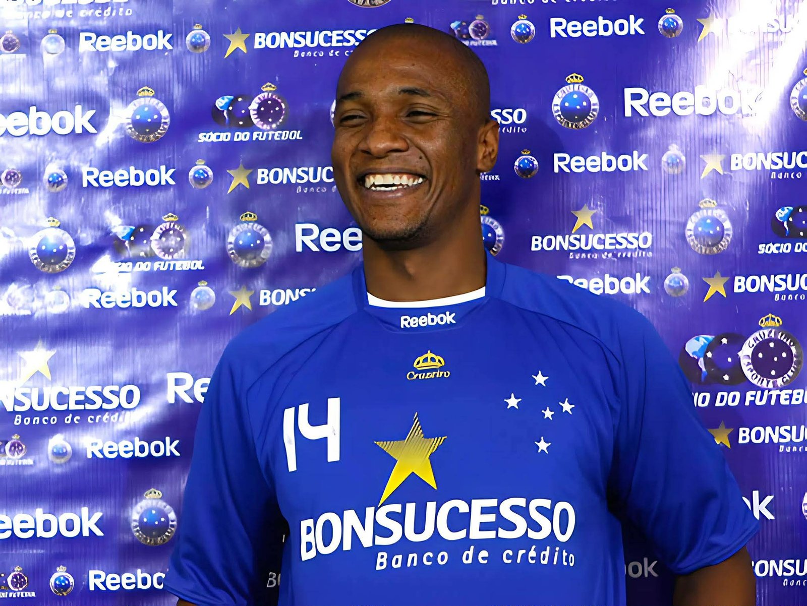 في ذكرى ميلاده.. جيلبرتو دا سيلفا ميلو مسيرة لاعب برازيلي تألق بين أوروبا وأمريكا الجنوبية